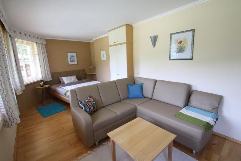 Appartement Genigau วาไกรน์ ภายนอก รูปภาพ