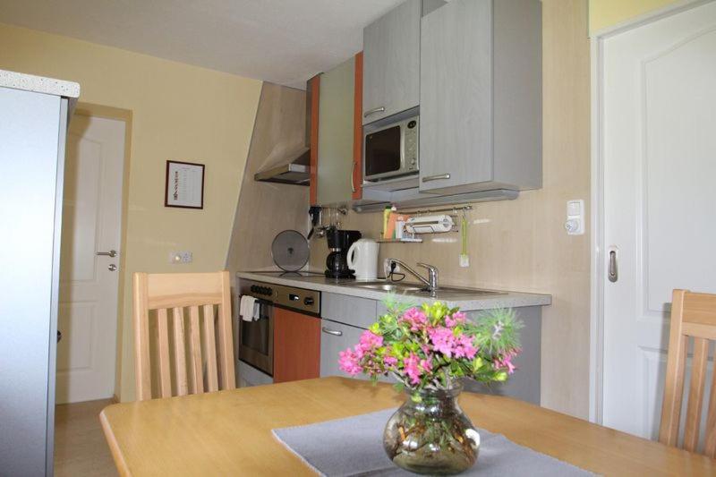 Appartement Genigau วาไกรน์ ภายนอก รูปภาพ